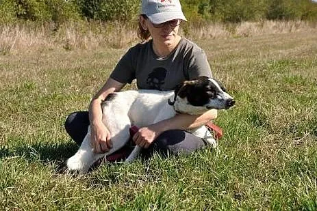 Nigdy nie miał prawdziwego domu, pomóż Szczękusiow