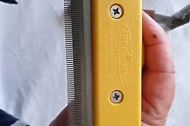 Wyczesywanie martwej sierści psa FURMINATOR USA