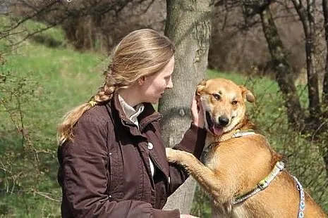 Młoda i piękna Johanka czeka na Swojego człowieka,