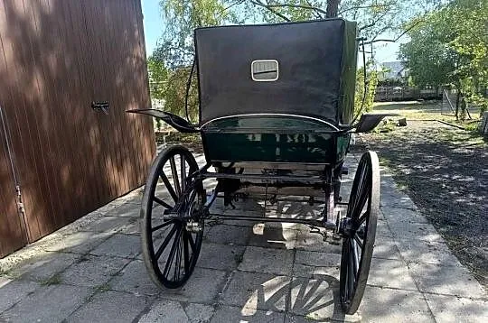 Powóz Lando zielone Bryczka Landauer, Łódzkie, Dobroń