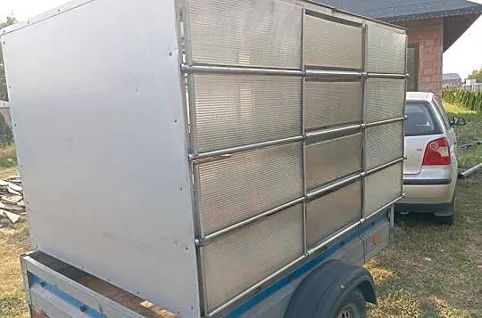 Kabina do transportu gołębi