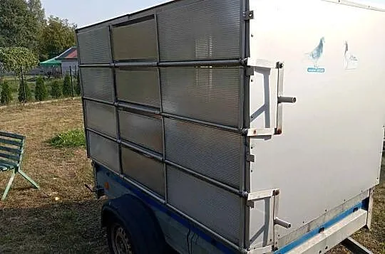 Kabina do transportu gołębi, Łódzkie, Bełchatów