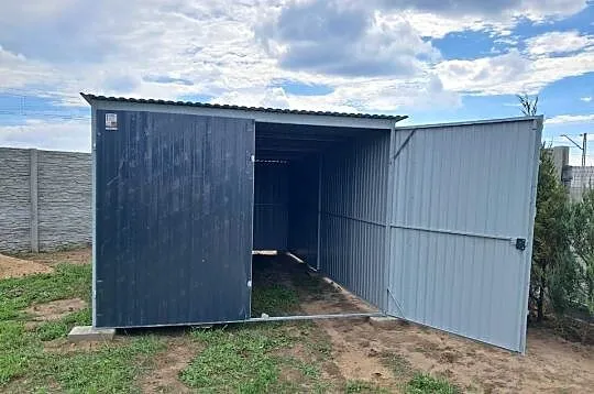 Kojce dla psów garaze blaszane, Małopolskie, Szyk