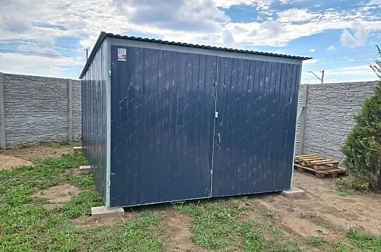 Kojce dla psów garaze blaszane, Małopolskie, Szyk