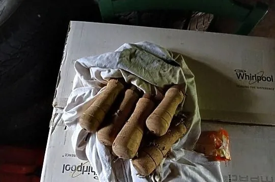 Zestaw do podkuwania koni stara kuznia, Małopolskie, Mszana Dolna