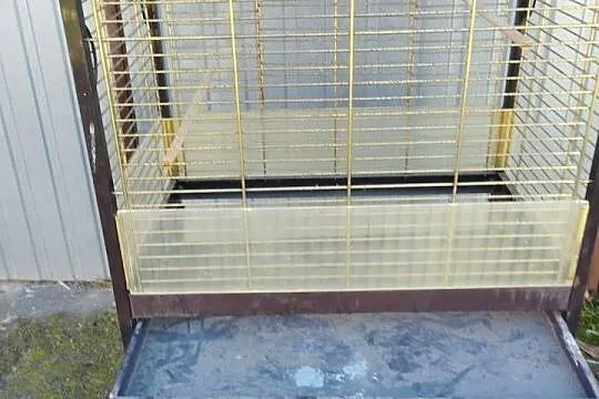 Duża klatka na papugi gruby drut, Świętokrzyskie, Sandomierz