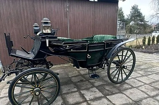 Powóz Konny typu Lando Bryczka Landauer Kareta, Łódzkie, Dobroń