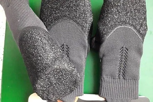 Buty nieprzemakalne dla psa.