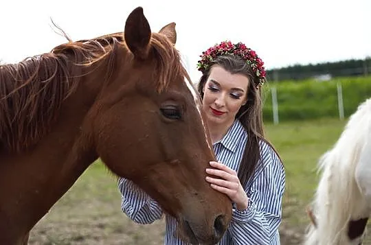 Wiosna klacz roczna, po matce śląskiej , ojciec AQH