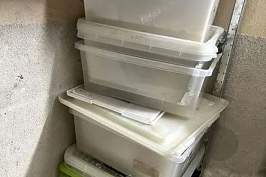 Pojemniki plastikowe z wentylacją