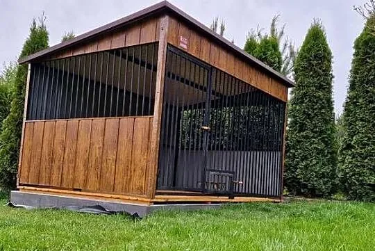 Typowy Metalowy Kojec dla Psa - |Kojce dla Psów |Producent – Maj-Blach, Warmińsko-mazurskie, Olsztyn