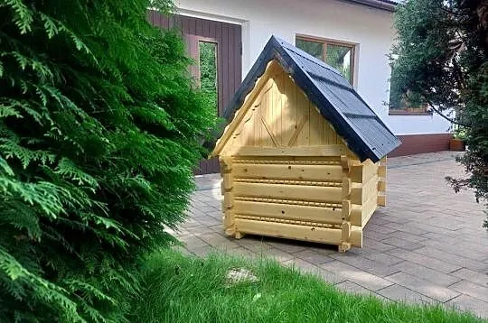 Budla dla psa w stylu góralskim zakopiańskim, Małopolskie, Stara Wieś