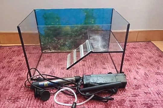 Sprzedam terrarium dla żółwia wodno lądowego