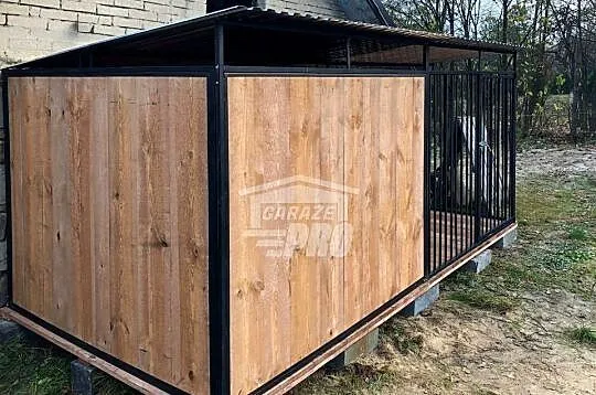Kojec dla Psów 4x2m Drewniana podłoga - ściany zabudowane drewnem  GP389, Lubelskie, Chełm