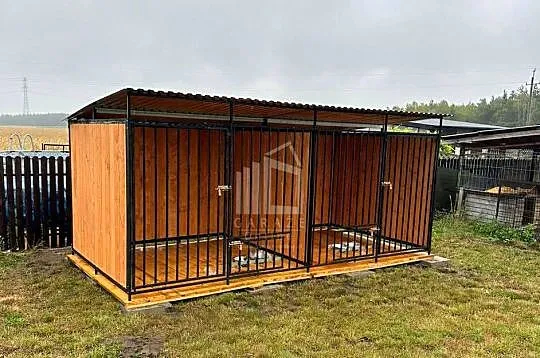 Kojec dla psów 4x2m drewniana podłoga - uchwyt na miski ID1043, Wielkopolskie, Leszno