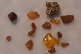 Zestaw bursztynów 1,5cm (17szt.) (Kreatywne)