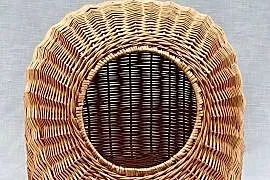 Wiklinowy kojec dla zwierzaka