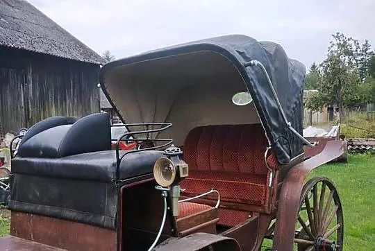Powóz konny, bryczka Victoria, Świętokrzyskie, Jędrzejów