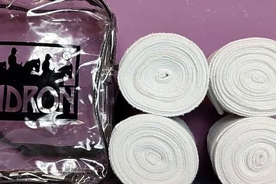 Jak nowe Eskadron owijki polarowe białe - Full - 4 sztuki w opakowaniu, Małopolskie, Jasień