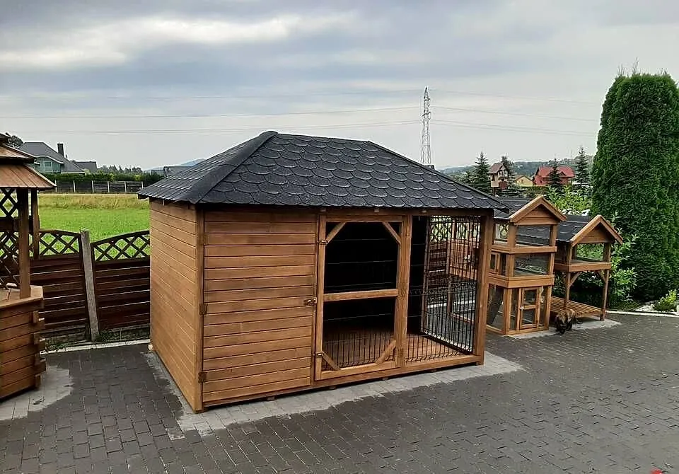 Kojec dla psa z budą I schowkiem, Małopolskie, Jordanów