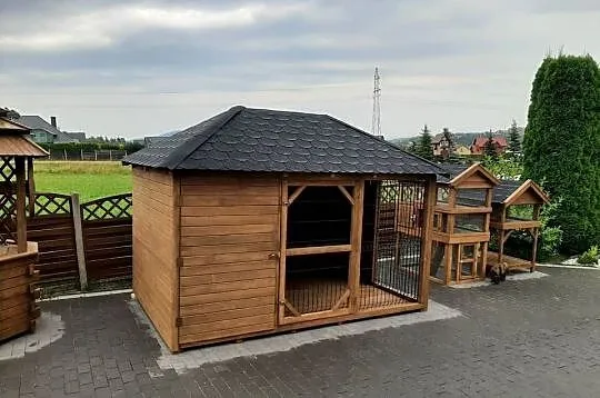 Kojec dla psa z budą I schowkiem, Małopolskie, Jordanów