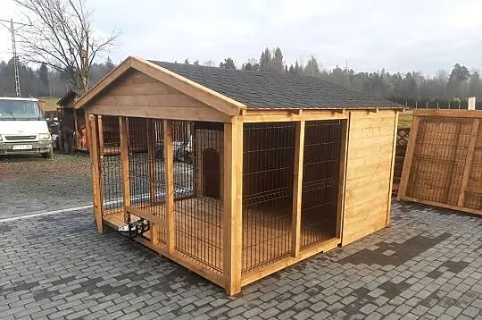 Kojec dla psa drewniany, Małopolskie, Jordanów