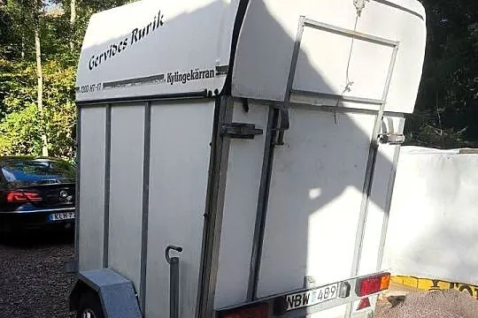 Przyczepa do przewozu koni, Małopolskie, Dąbrowa Tarnowska