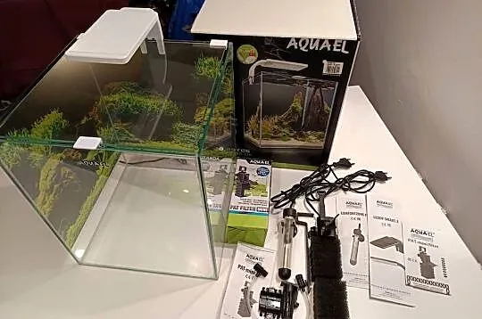 Akwarium Aquael 30 litrów kostka komplet