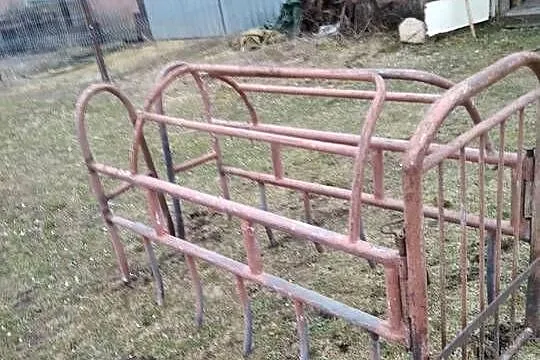 Kojec porodowy dla macior, Lubelskie, Łuków