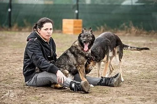 Czarnawa ELENA zaczaruje Ci dom na lata:),  śląski
