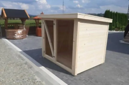 Kojec dla psa, Małopolskie, Jordanów
