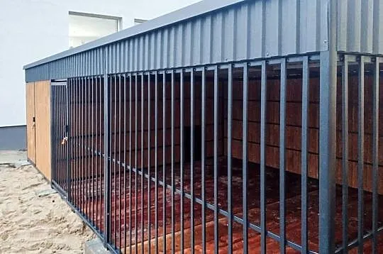 Kojec dla psa ze schowkiem 6x3m | Hide | Premium Klatki dla Psów, Mazowieckie, Warszawa