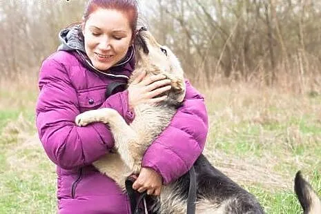 Iga - młodziutka, bardzo przyjazna i kochana sunia