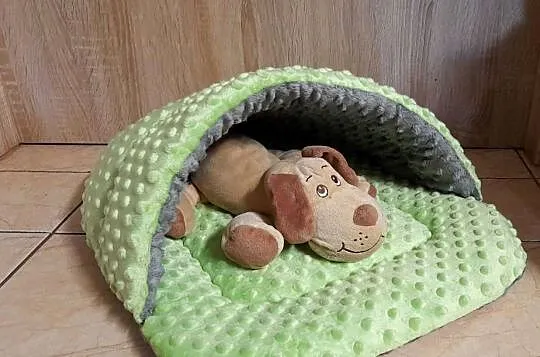 Domek-kapeć dla kota lub małego pieska