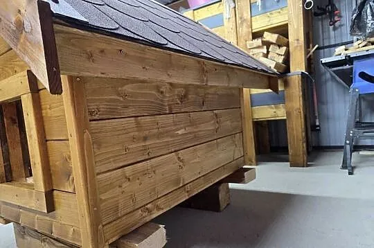 Buda dla psa ocieplona, Świętokrzyskie, Mniów