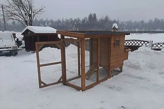 Kurnik dla kur z wolierą, Małopolskie, Jordanów