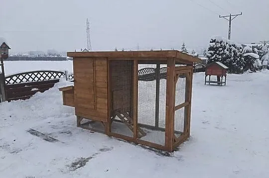 Kurnik dla kur z wolierą, Małopolskie, Jordanów