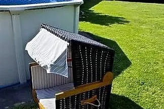 Odjazdowe legowisko dla psa lub kota kosz-domek plażowy, Dolnośląskie, Legnica