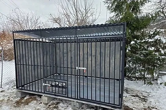 Kojec dla psa, Małopolskie, Kasina Wielka