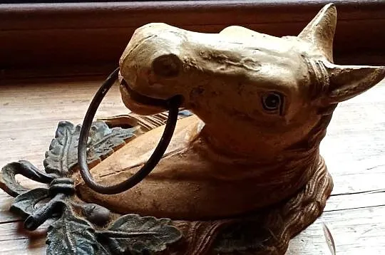 Żeliwne głowy konia, Zachodniopomorskie, Prusim