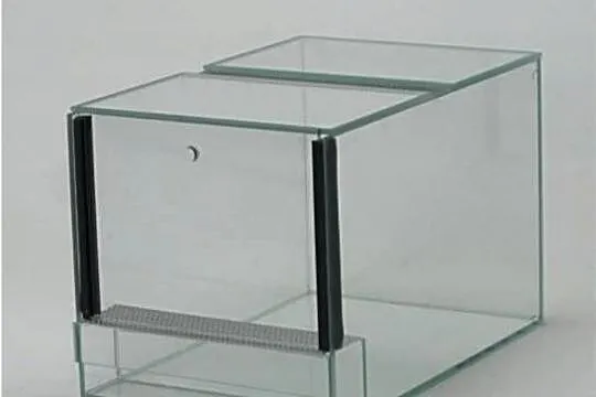 TRANSGLASS - TERRARIUM 20X30X20 - PRODUCENT