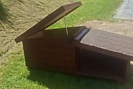Mała buda dla psa