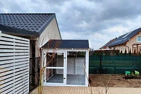 Kojec dla psa., Małopolskie, Jordanów