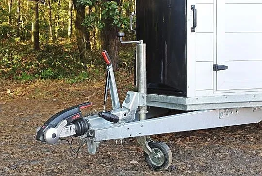 Nowa przyczepa do transportu koni aluminiowa szybe, Jarocin