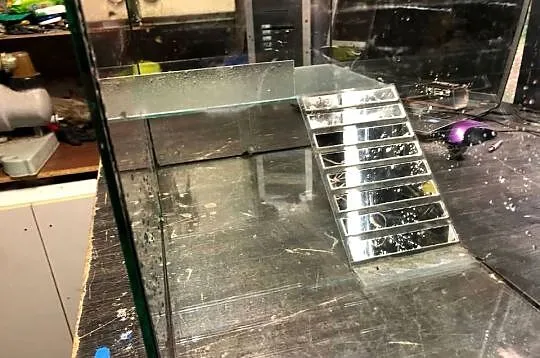 Akwarium terrarium 60 x 35 x 35, Łódzkie, Justynów