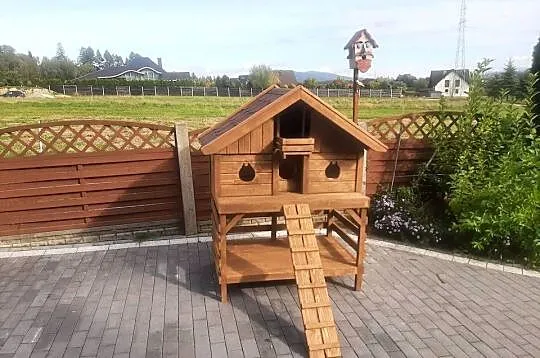 Buda dla kota z balkonem ., Małopolskie, Jordanów