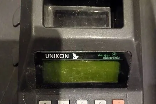 Zegar Unikon dla gołębi
