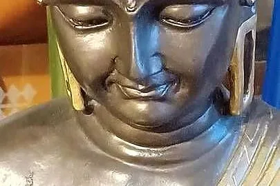 BUDDA CZARNO ZLOTA Z ZYWICY 45 WYSOKA LEKKO CIEZKA MA MIEJSCE NA SWIECZKE, Wielkopolskie, Poznań