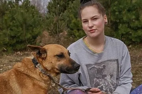 FRYGA  ruda suczka  nadal czeka na dom,  mazowieck
