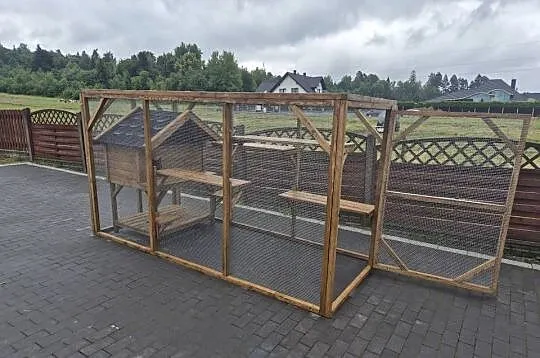 Buda dla kota z wolierą, Małopolskie, Jordanów